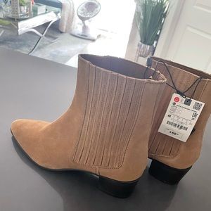 Zara Boots NWT suede
